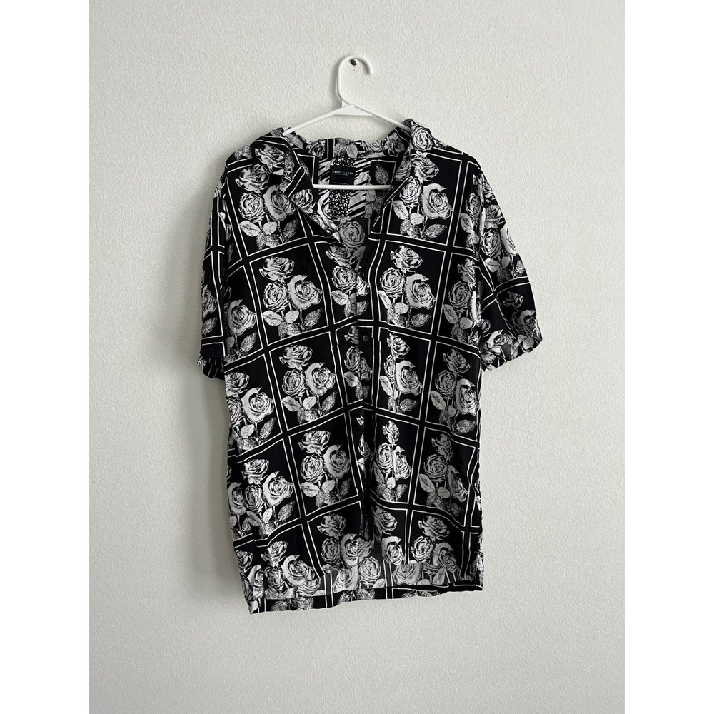 Denim & Flower Shirt Mens XL Multicolor Allover Rose Print Camping Button Up